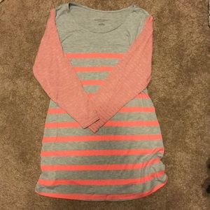 Liz Lange maternity top